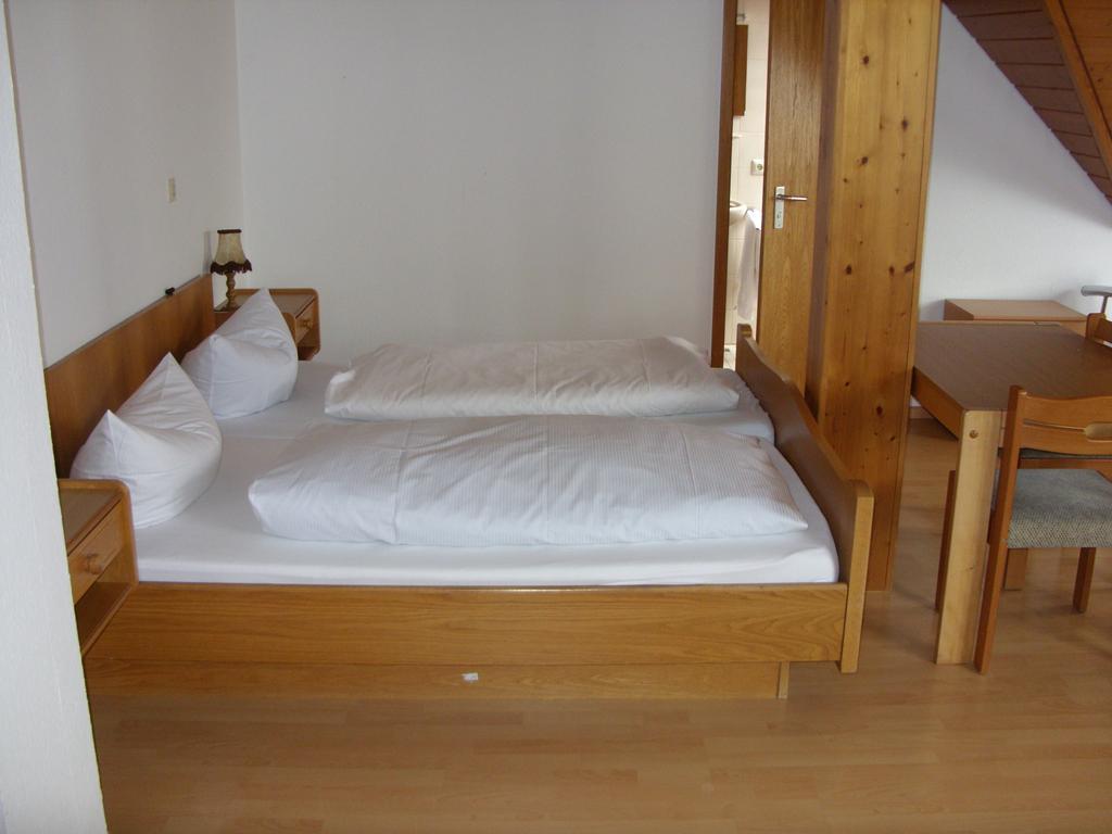 Gasthaus Zum Lamm Hotel Schallstadt Room photo